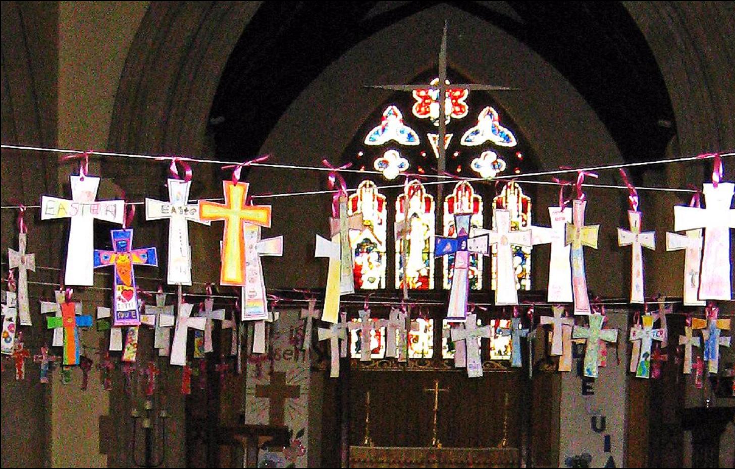 Easter crosses at Holy Trinity church (2019)