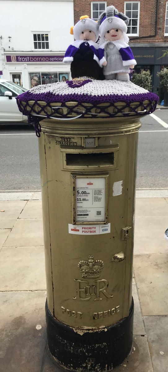 Postbox Topper’s in Henley Town Centre